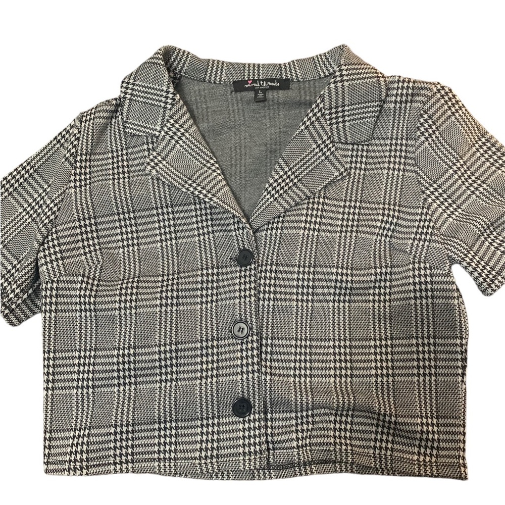 mixed threads brand black and white plaid button down shirt